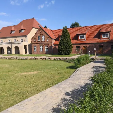 Der Westfluegel Downton Abbey Apartment *